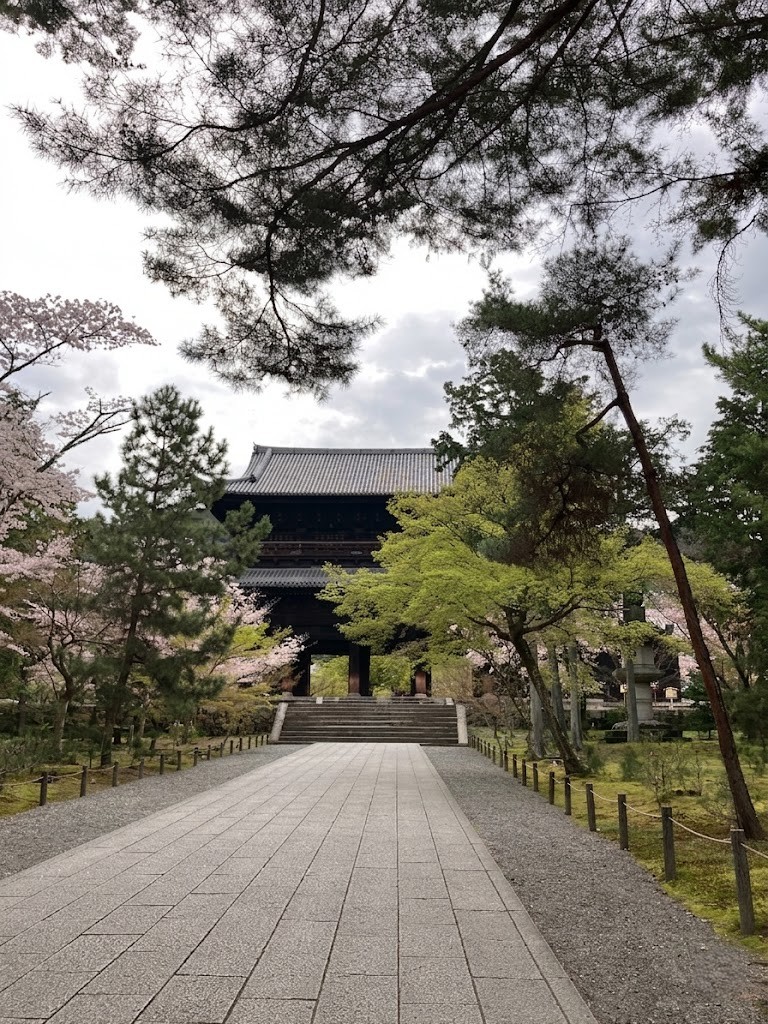 Sanmon(a great gate)